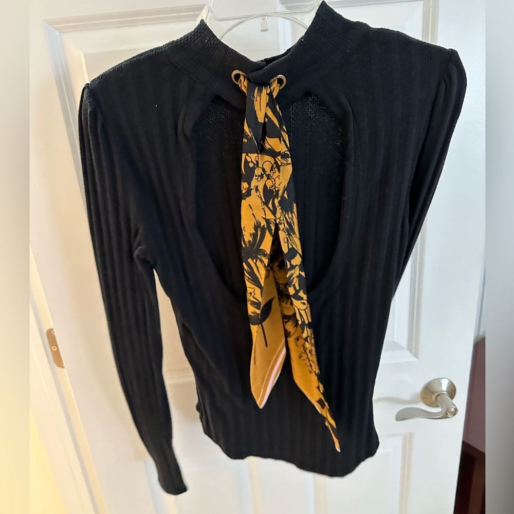 FREE PEOPLE OPEN BACK BLOUSE